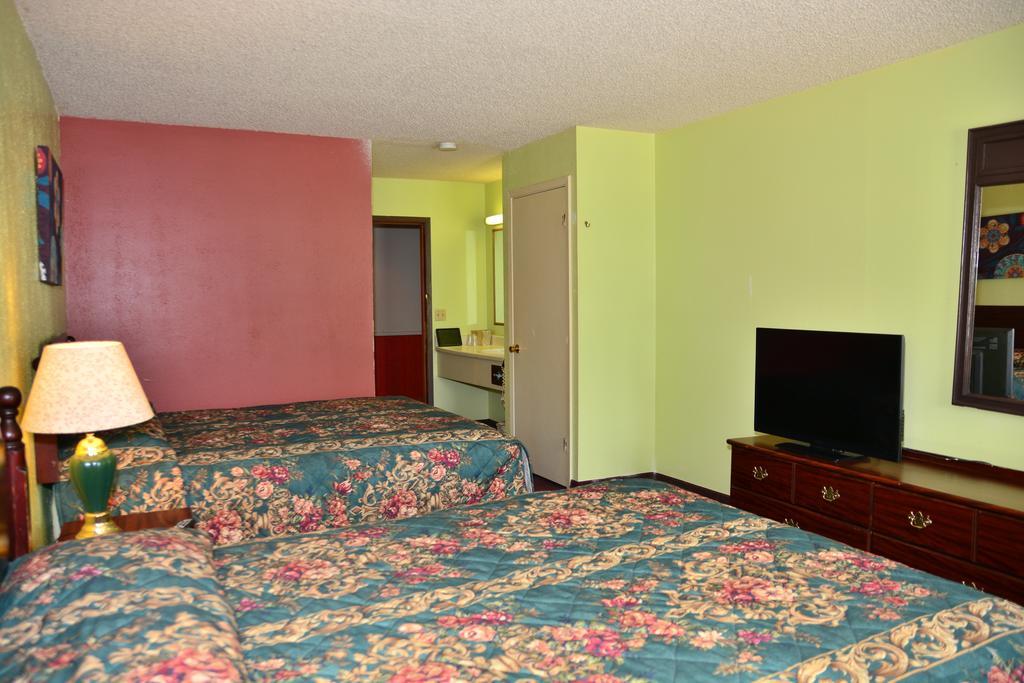 Scottish Inn And Suites Tomball Ngoại thất bức ảnh