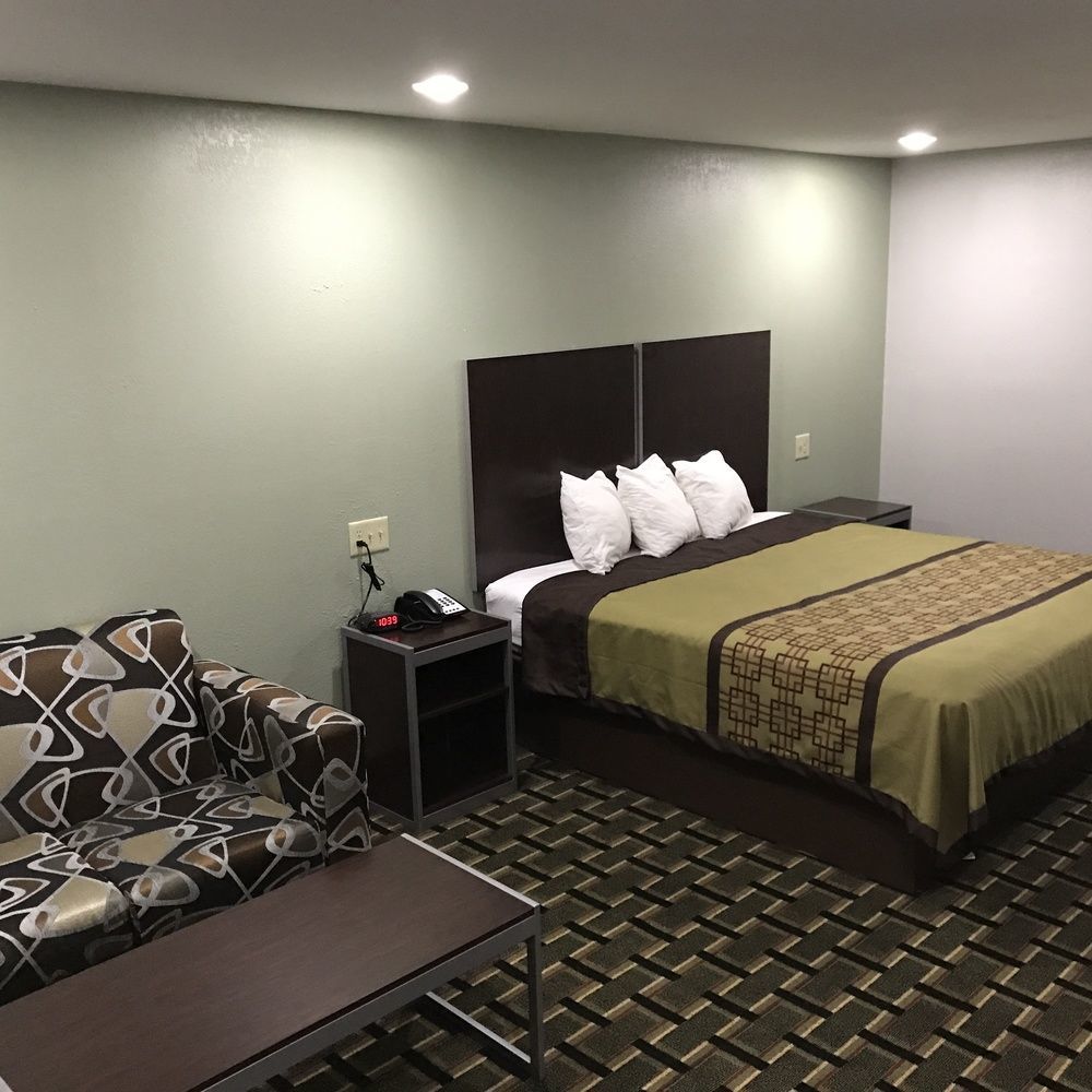 Scottish Inn And Suites Tomball Ngoại thất bức ảnh