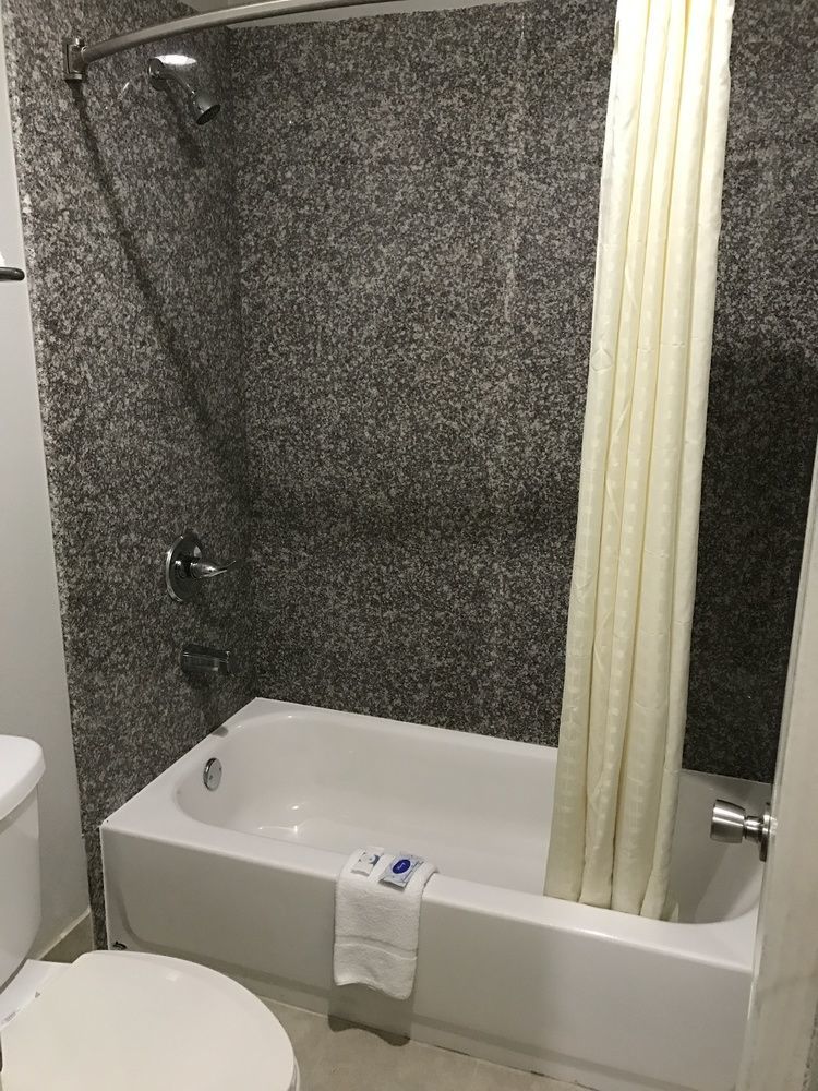 Scottish Inn And Suites Tomball Ngoại thất bức ảnh